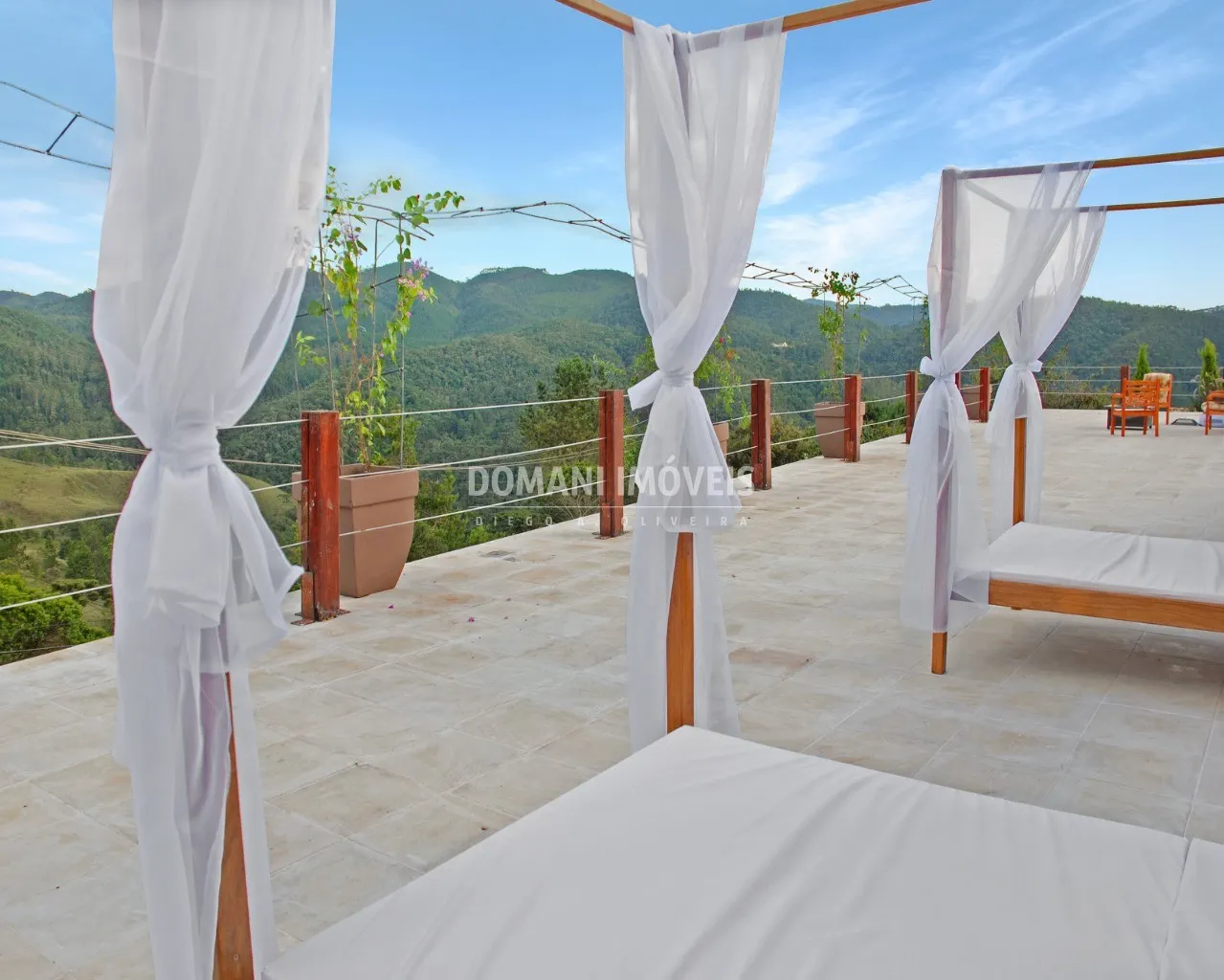 Casa à venda de 5.950 m² em Campos do Jordão, SP, Brasil