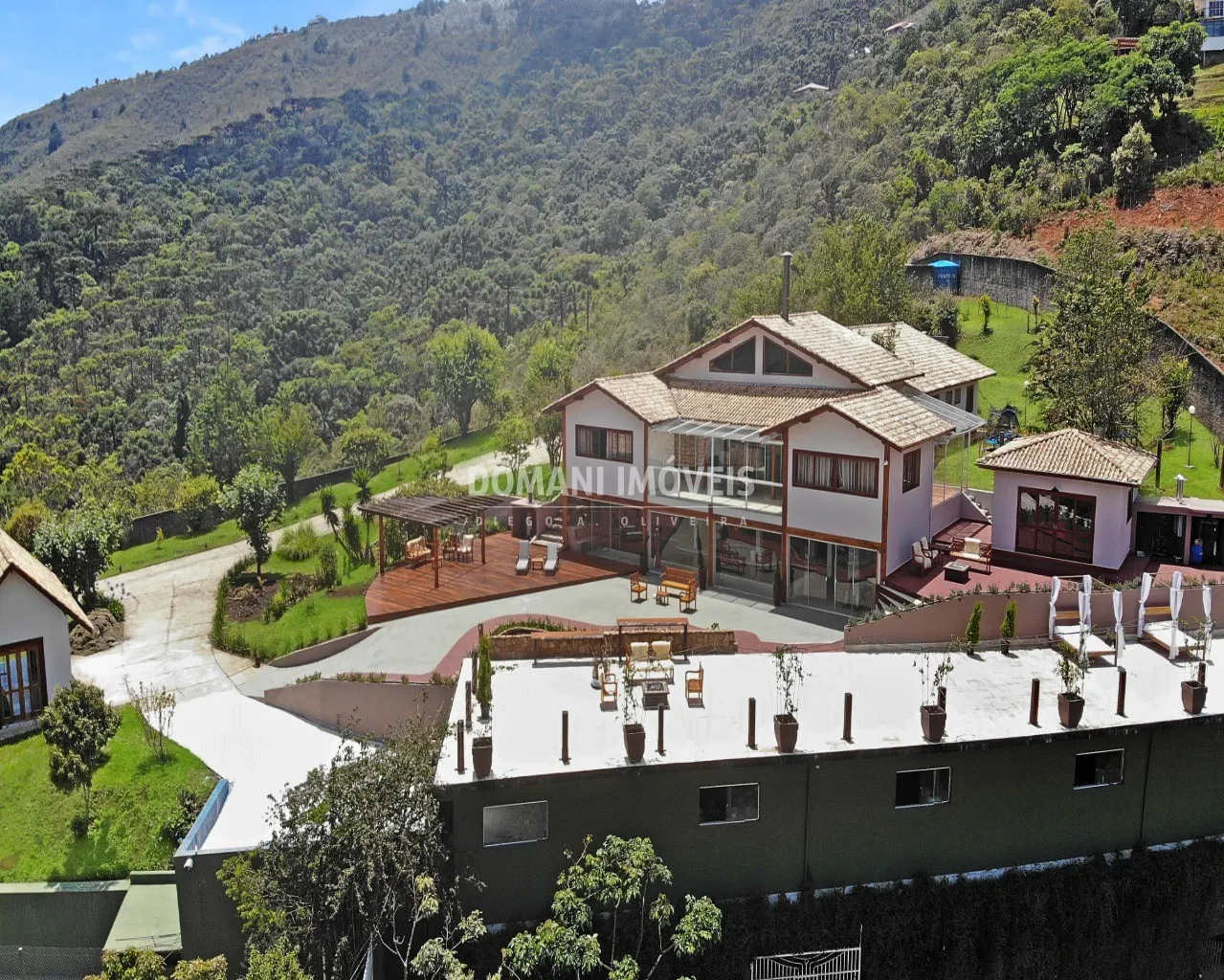Casa à venda de 5.950 m² em Campos do Jordão, SP, Brasil