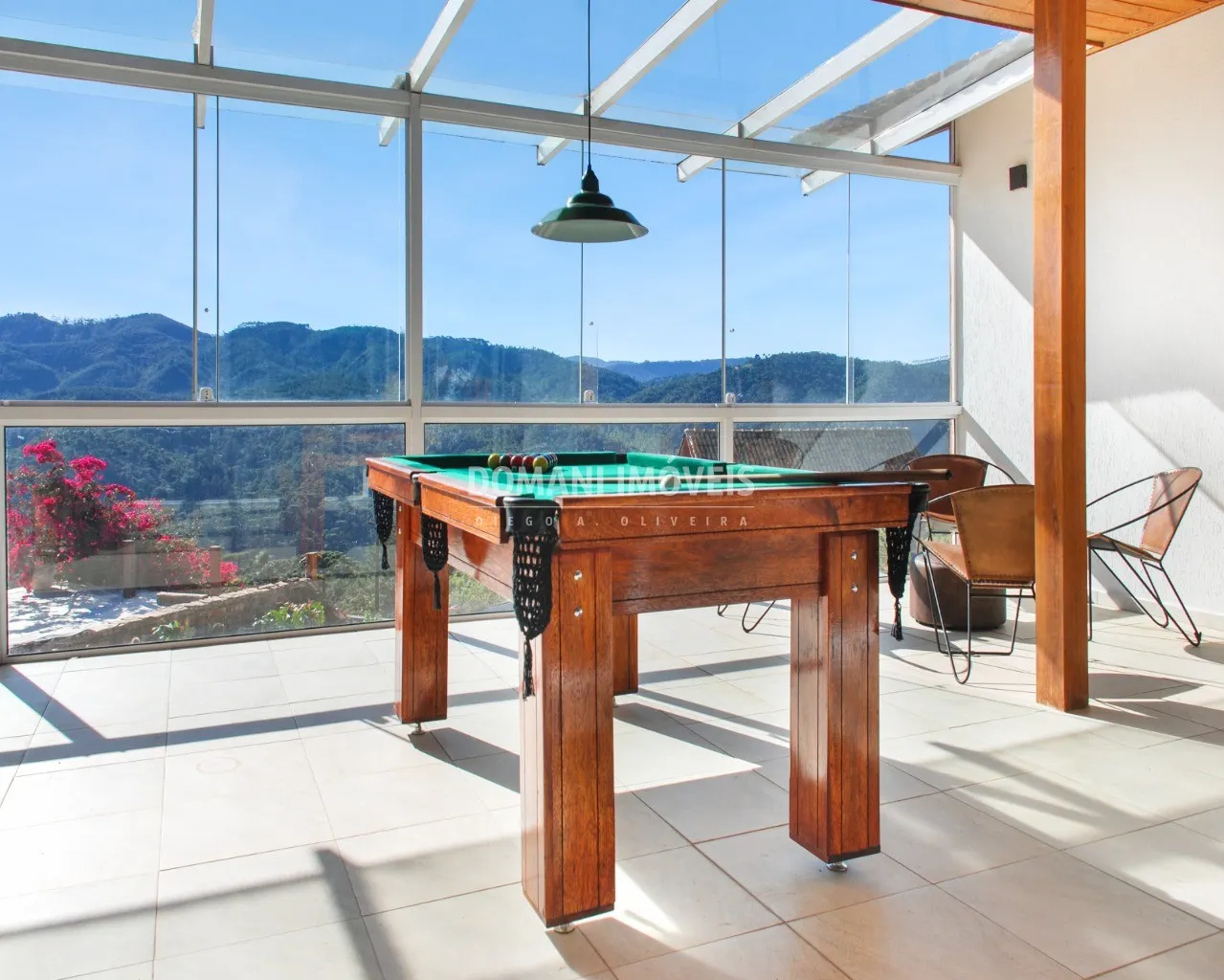 Casa à venda de 5.950 m² em Campos do Jordão, SP, Brasil