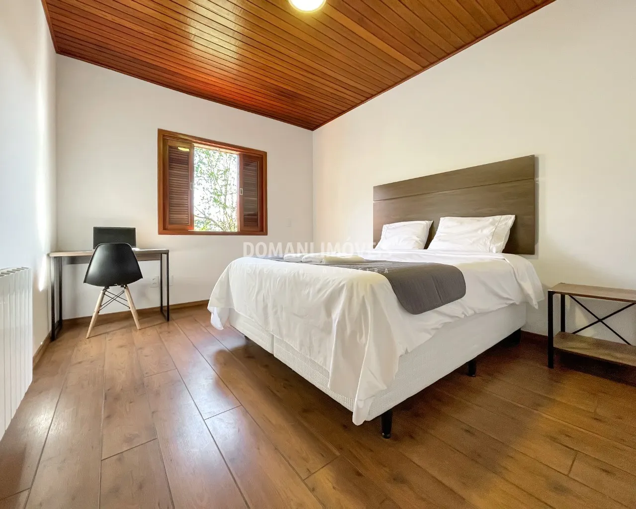 Casa à venda de 5.950 m² em Campos do Jordão, SP, Brasil