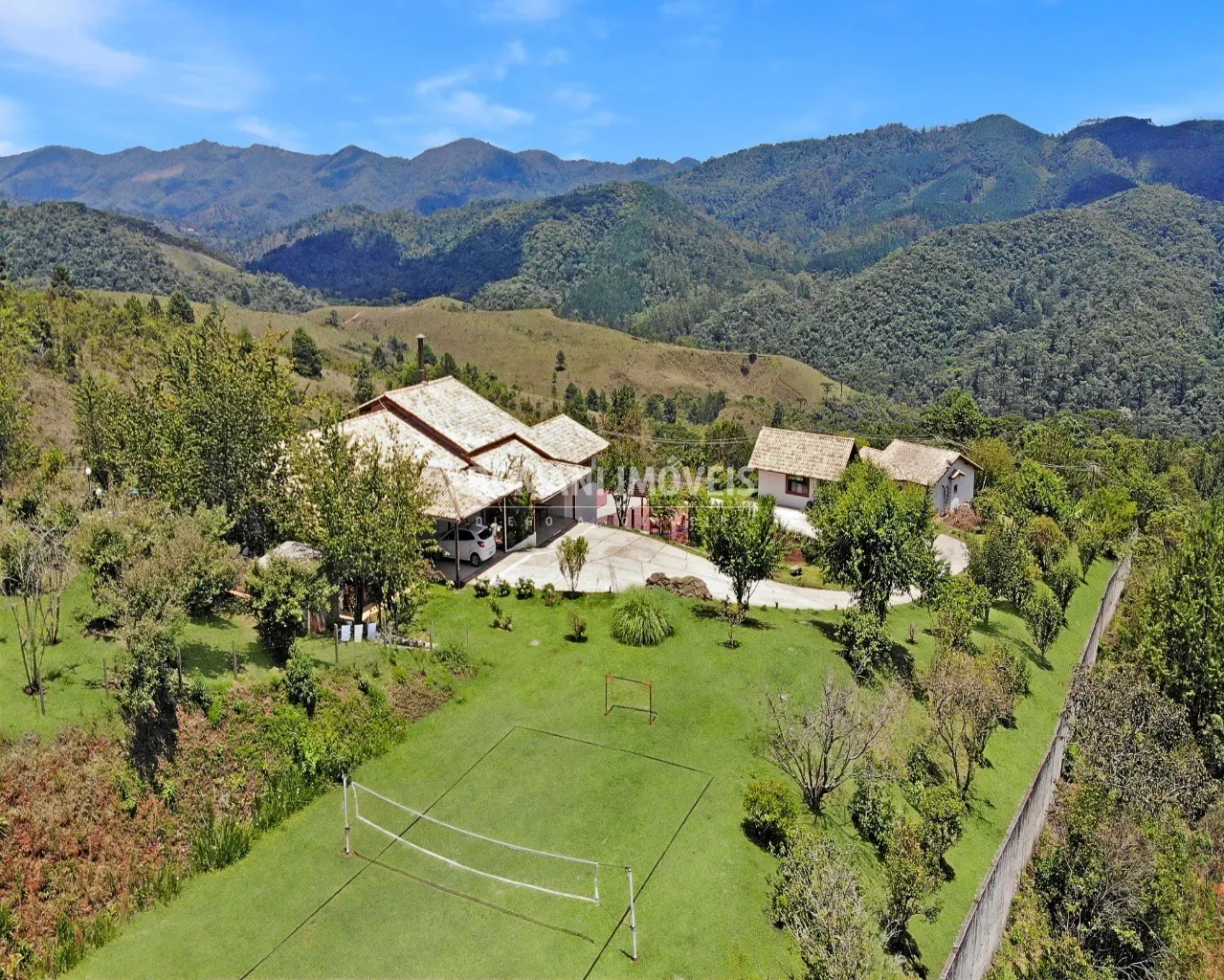 Casa à venda de 5.950 m² em Campos do Jordão, SP, Brasil