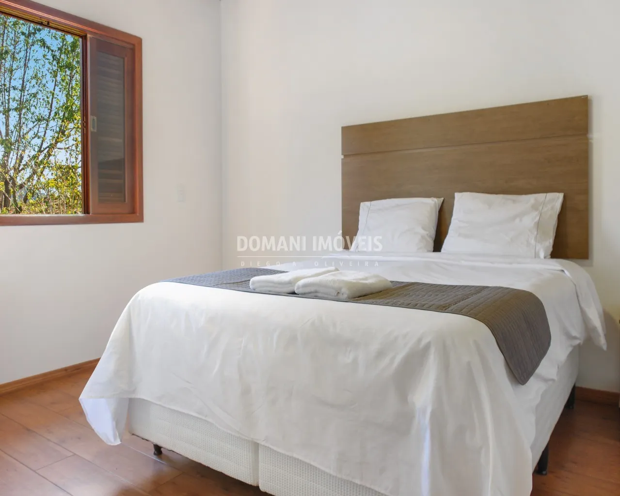 Casa à venda de 5.950 m² em Campos do Jordão, SP, Brasil