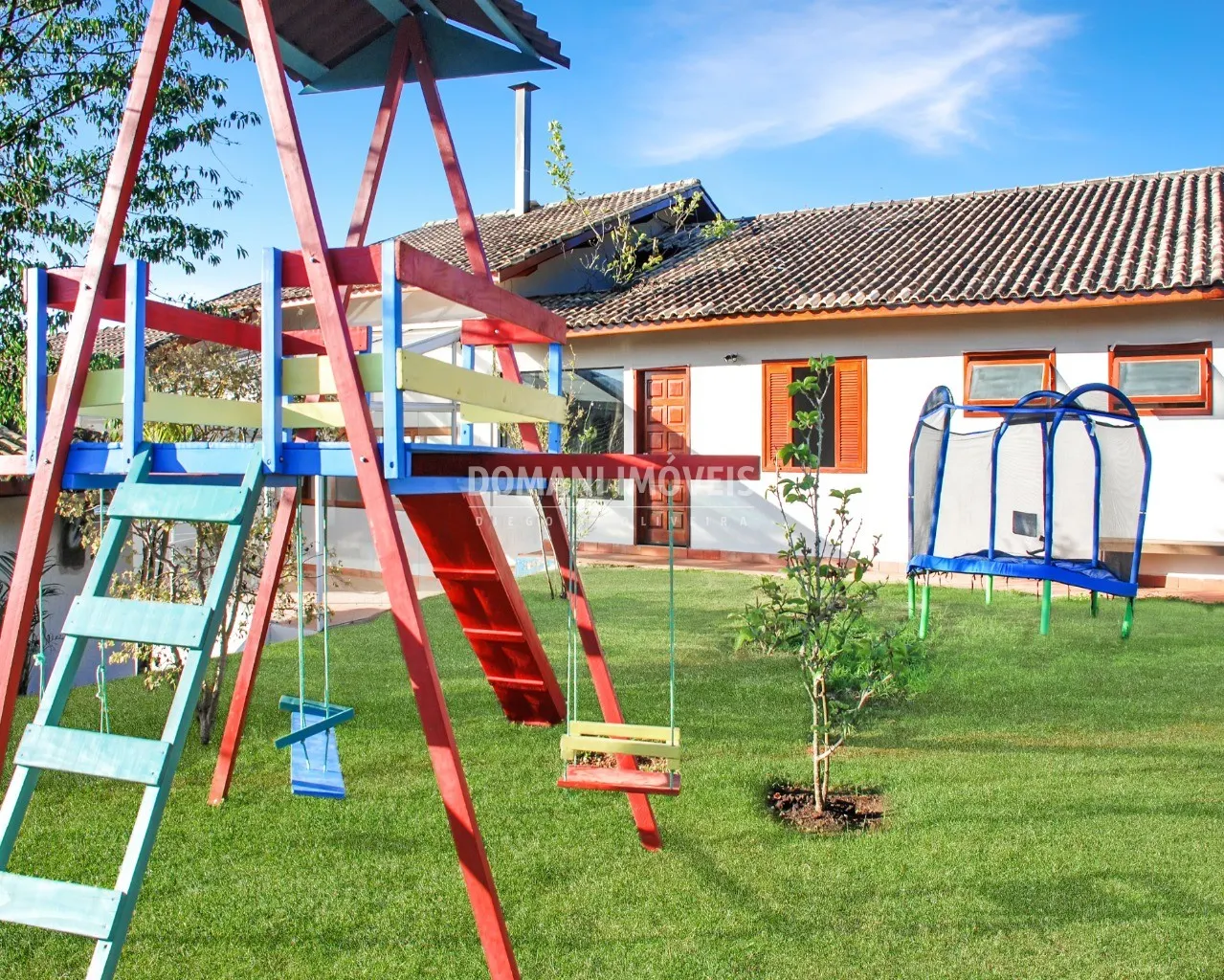 Casa à venda de 5.950 m² em Campos do Jordão, SP, Brasil