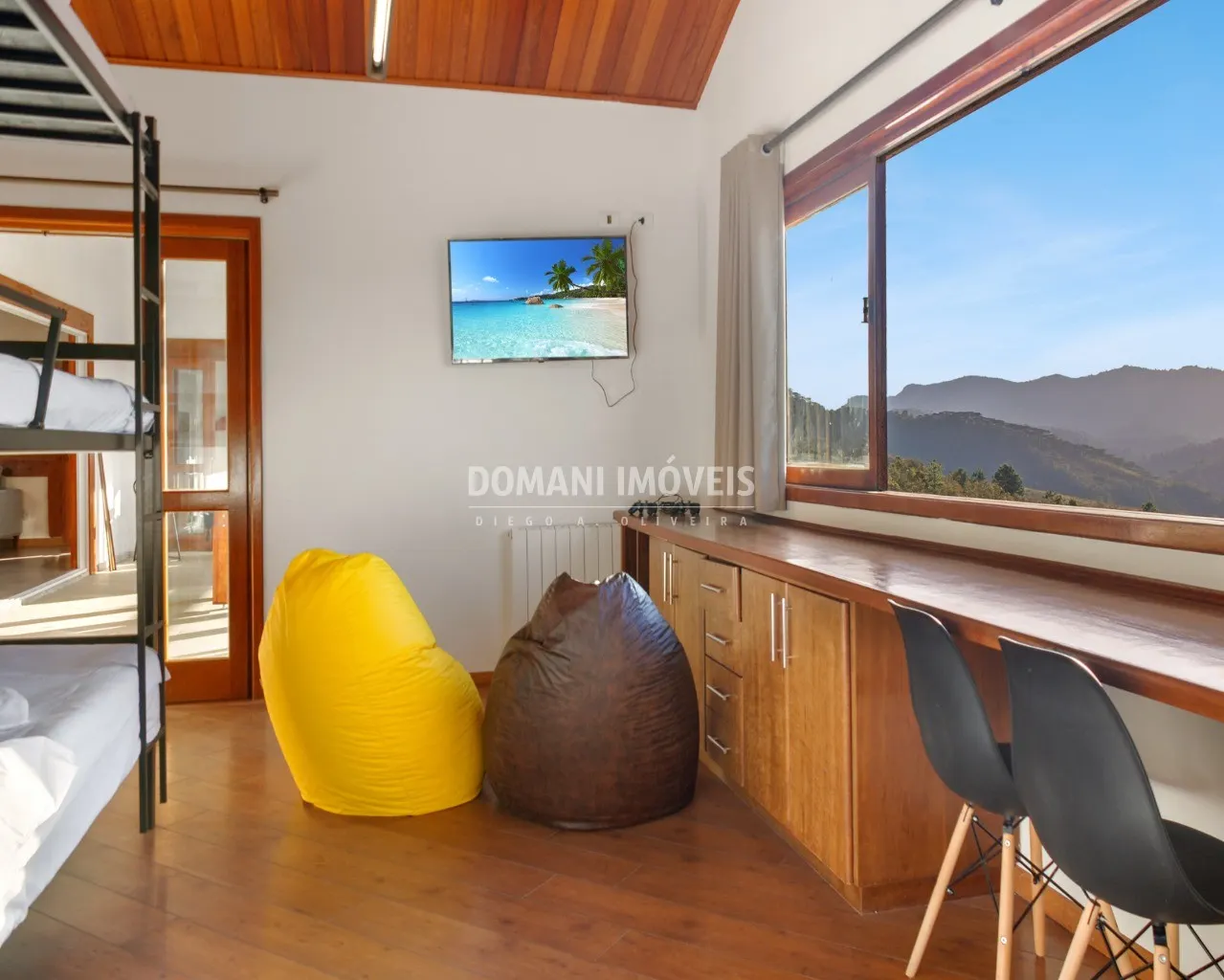 Casa à venda de 5.950 m² em Campos do Jordão, SP, Brasil