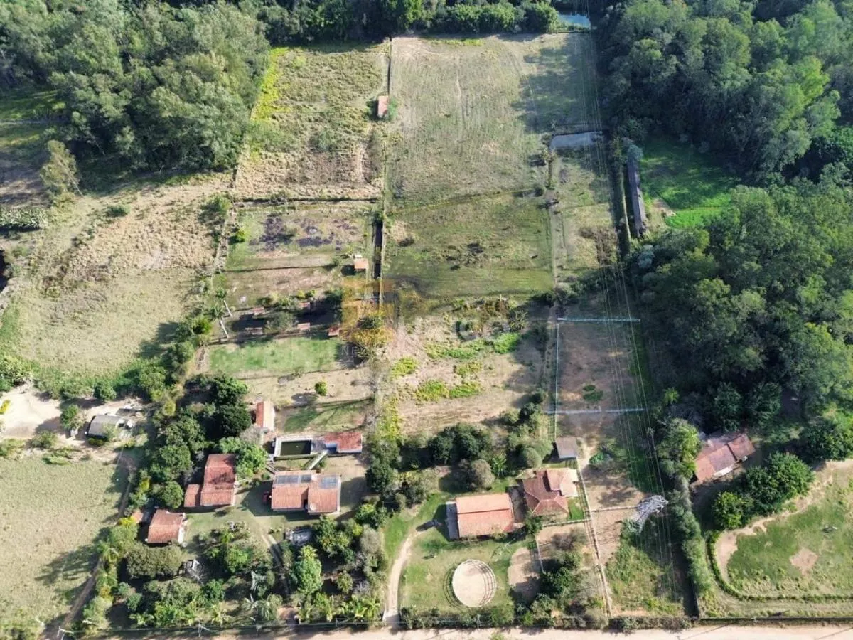 Sítio à venda de 4 ha em Atibaia, SP, Brasil