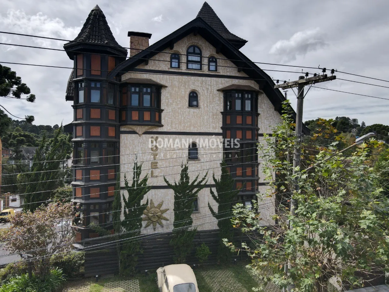 Comercial à venda de 850 m² em Campos do Jordão, SP, Brasil