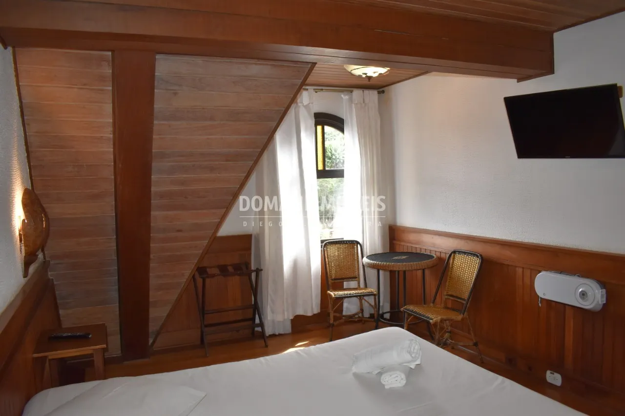 Comercial à venda de 850 m² em Campos do Jordão, SP, Brasil