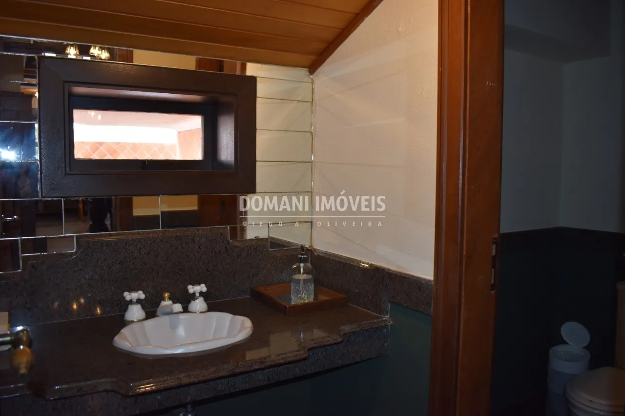 Comercial à venda de 850 m² em Campos do Jordão, SP, Brasil