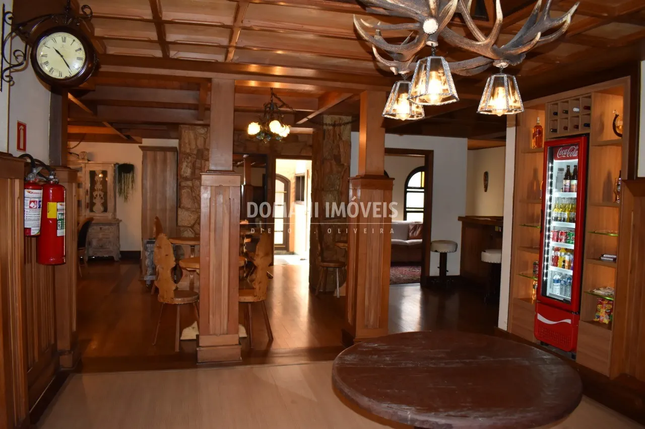 Comercial à venda de 850 m² em Campos do Jordão, SP, Brasil