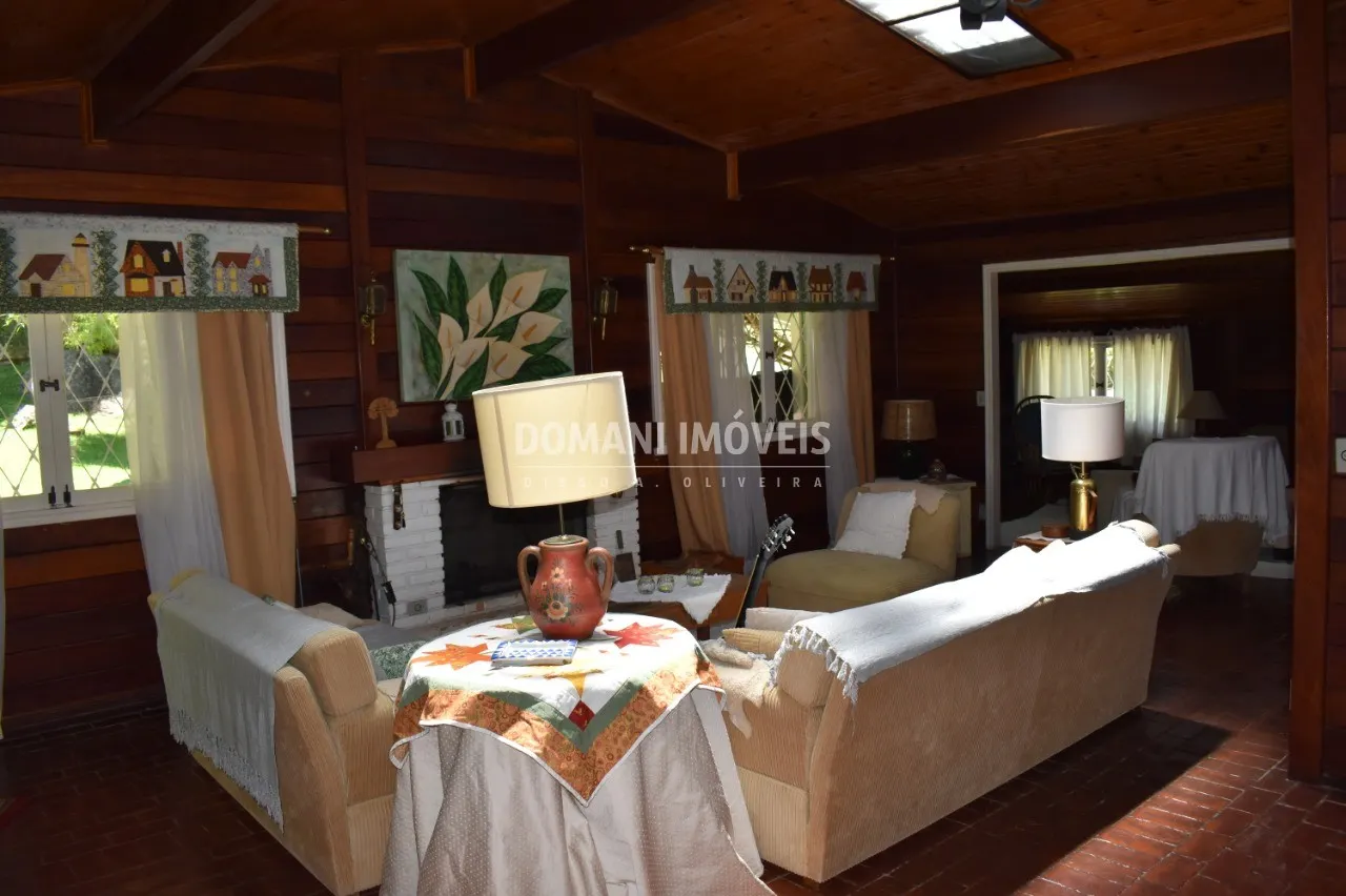 Casa  de 1.420 m² em Campos do Jordão, SP, Brasil
