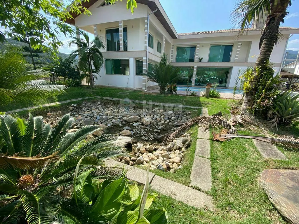 Comercial à venda de 7.000 m² em Guabiruba, SC, Brasil