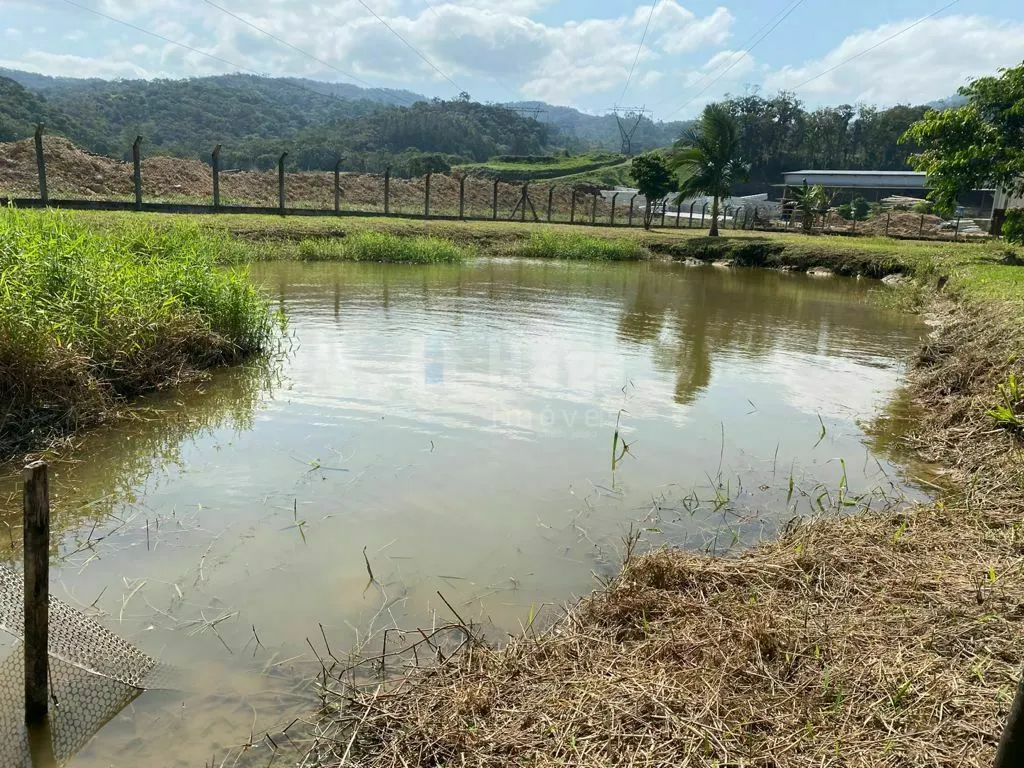 Comercial à venda de 7.000 m² em Guabiruba, SC, Brasil