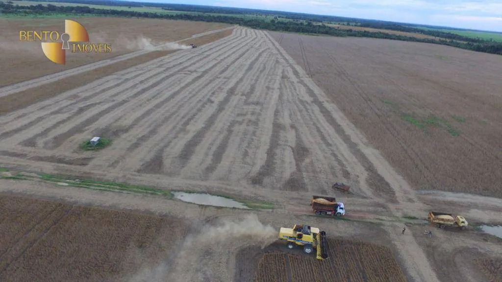 Fazenda à venda de 6.580 ha em Cocalinho, MT, Brasil