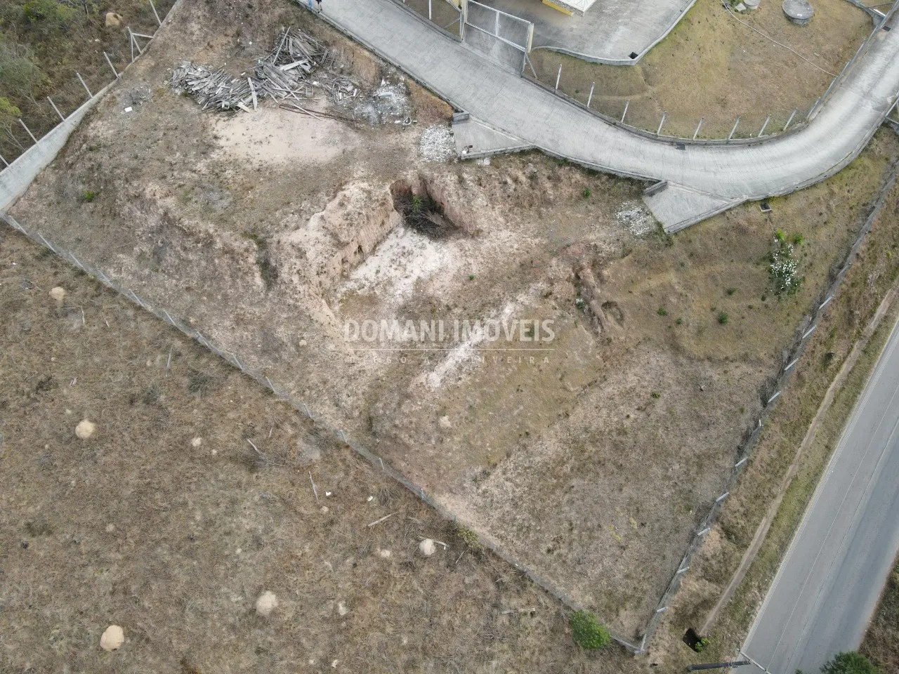 Terreno à venda de 1.160 m² em Campos do Jordão, SP, Brasil