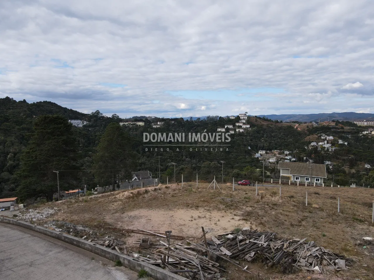 Terreno à venda de 1.160 m² em Campos do Jordão, SP, Brasil