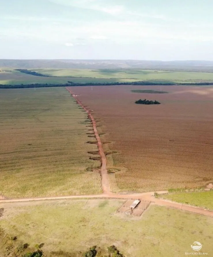 Fazenda à venda de 1.470 ha em Paracatu, MG, Brasil