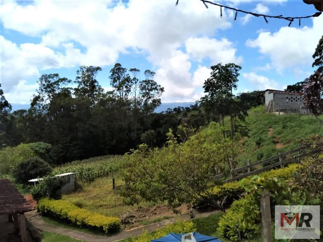 Sítio à venda de 2 ha em Toledo, MG, Brasil