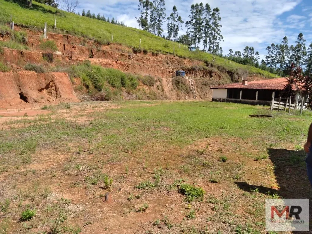 Sítio à venda de 2 ha em Toledo, MG, Brasil