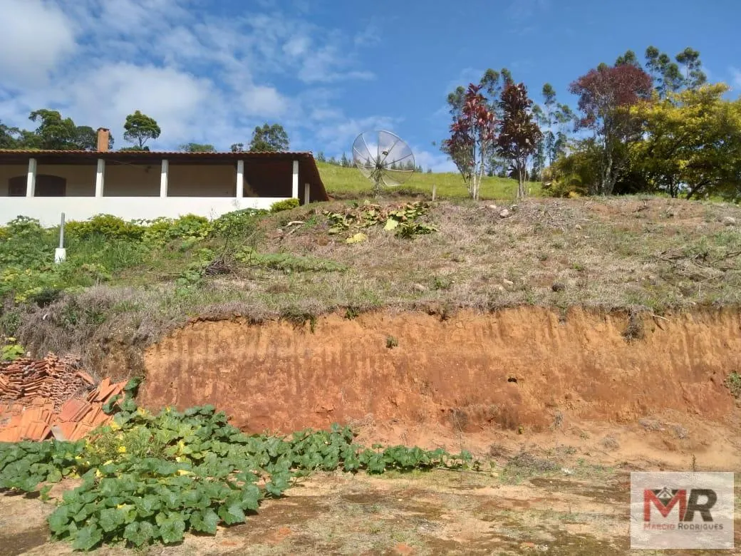 Sítio à venda de 2 ha em Toledo, MG, Brasil