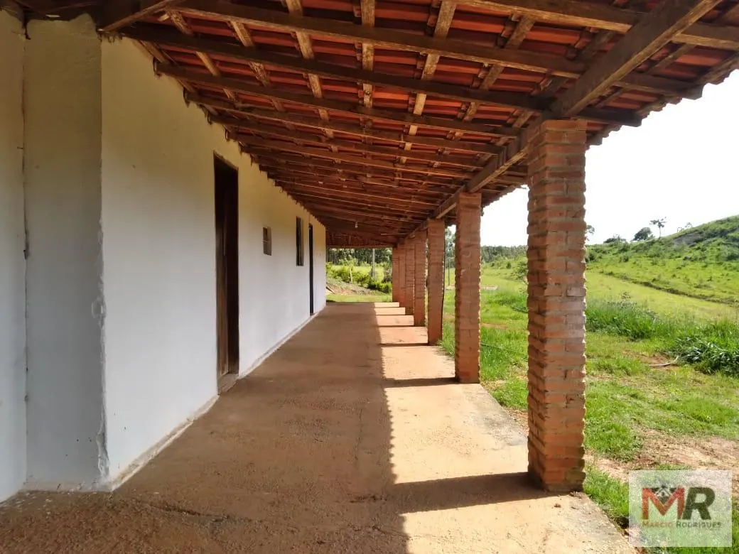 Sítio à venda de 2 ha em Toledo, MG, Brasil