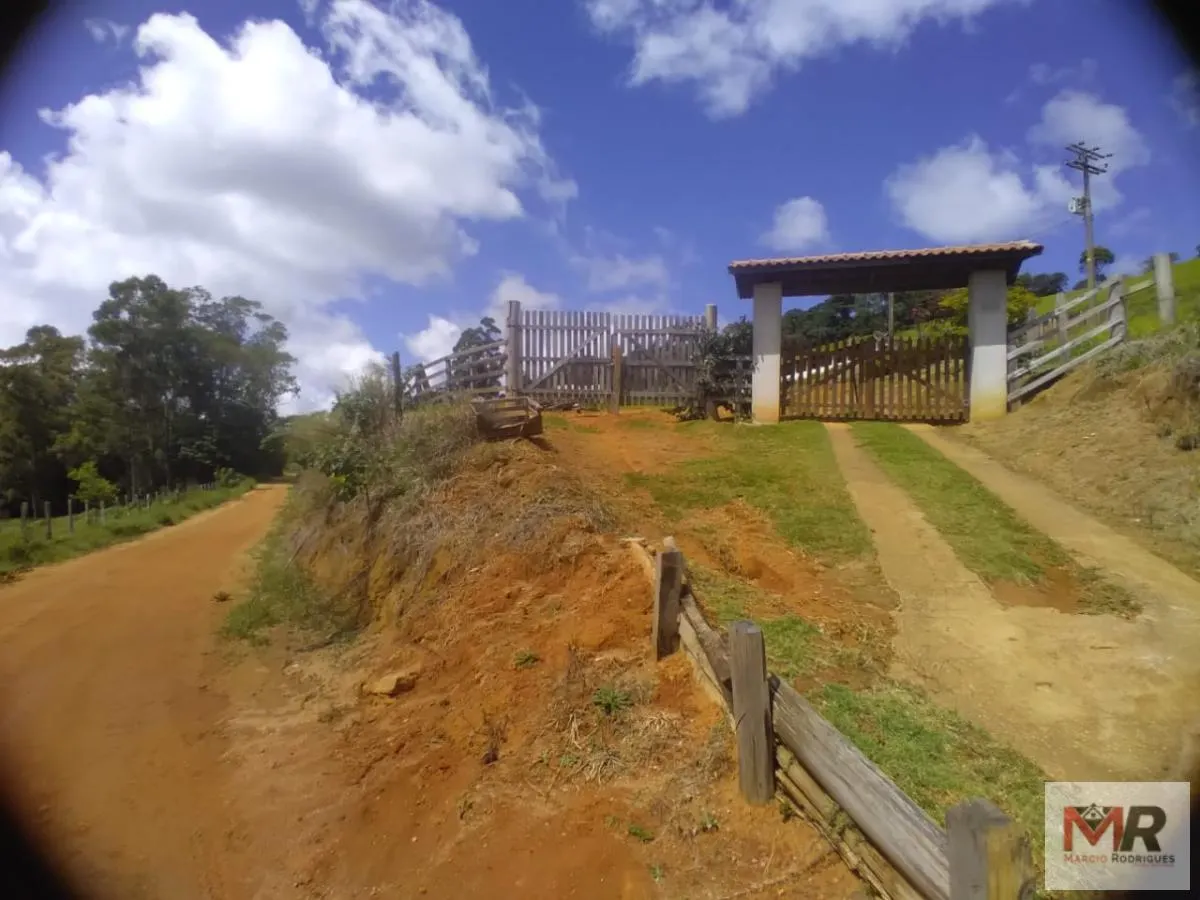 Sítio à venda de 2 ha em Toledo, MG, Brasil