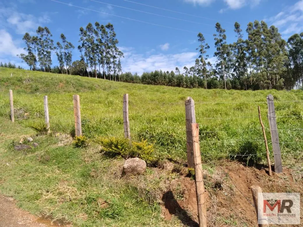 Sítio à venda de 2 ha em Toledo, MG, Brasil
