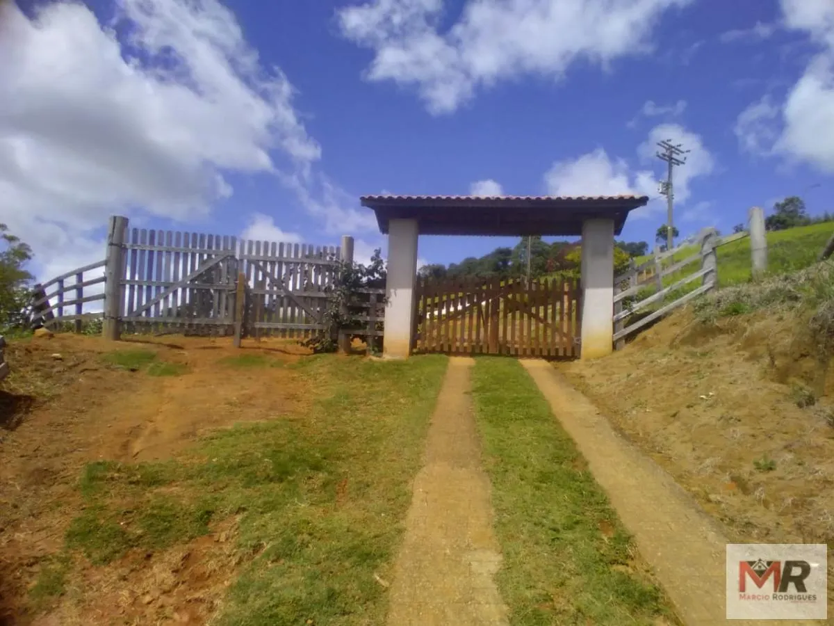 Sítio à venda de 2 ha em Toledo, MG, Brasil