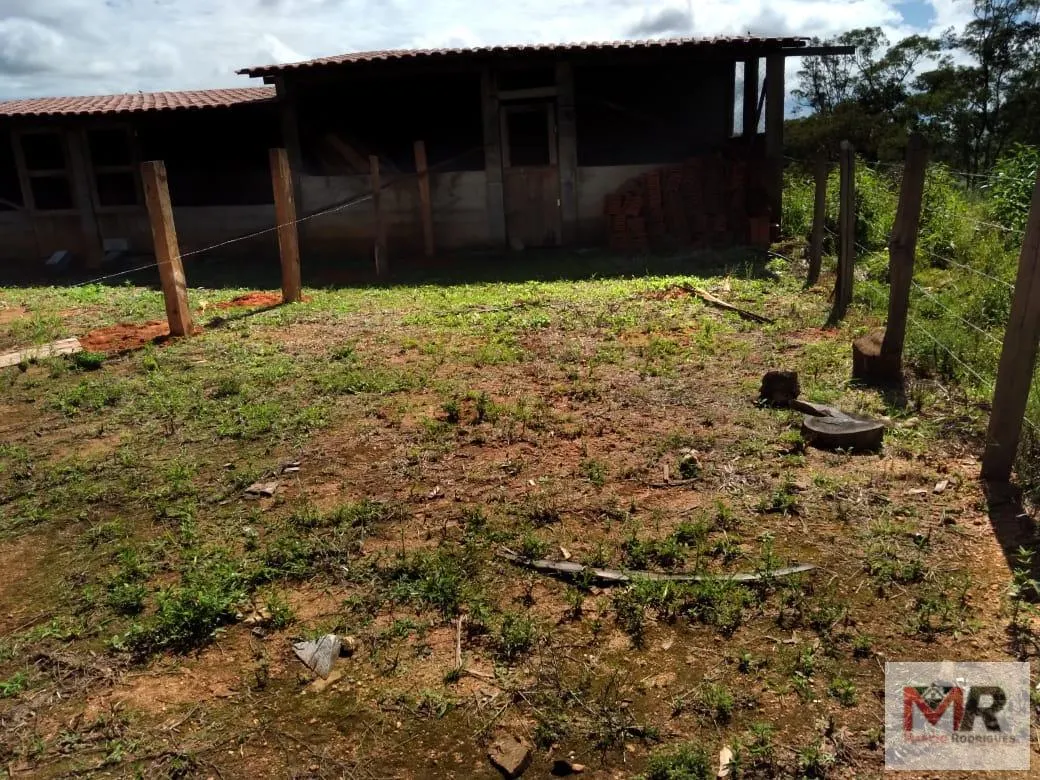 Sítio à venda de 2 ha em Toledo, MG, Brasil