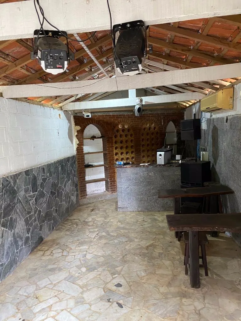 Chácara à venda de 2 ha em São José dos Campos, SP, Brasil