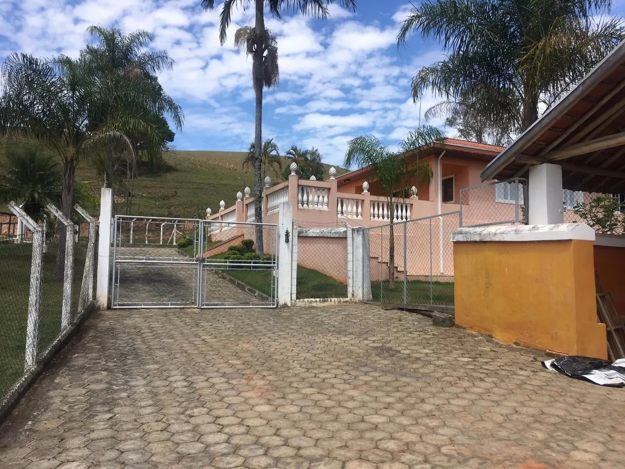 Small farm for sale of 239 acres in Lagoinha, SP, Brazil