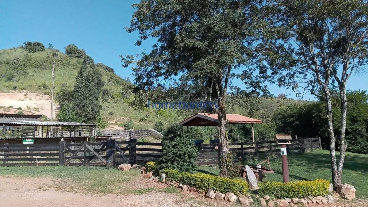 Fazenda à venda de 75 ha em Serra Negra, SP, Brasil