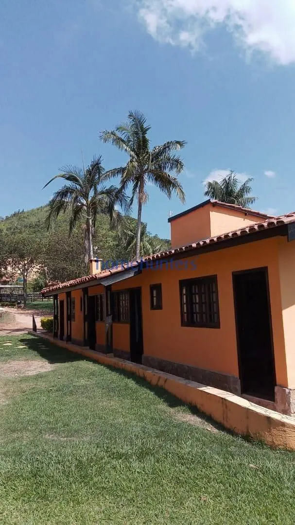 Fazenda à venda de 75 ha em Serra Negra, SP, Brasil