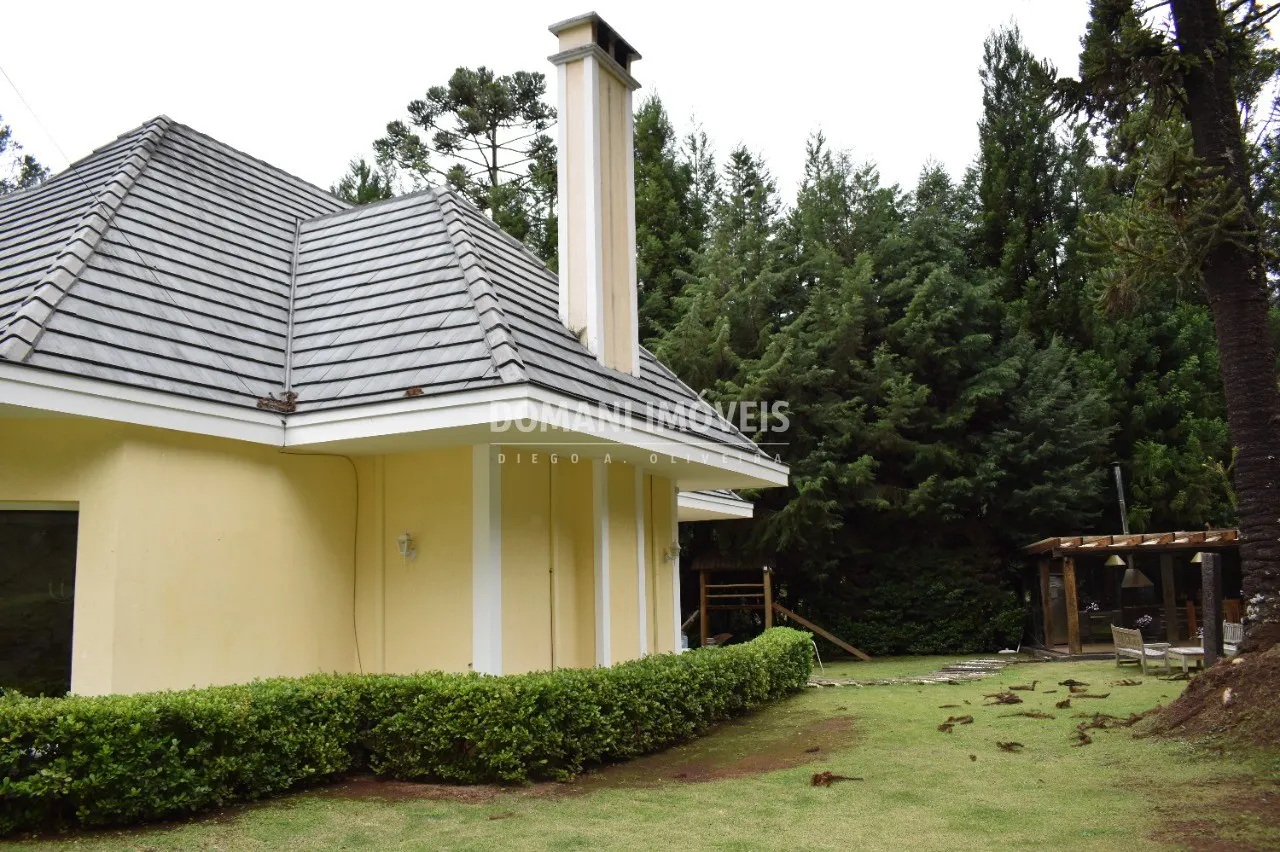 Casa à venda de 1.200 m² em Campos do Jordão, SP, Brasil