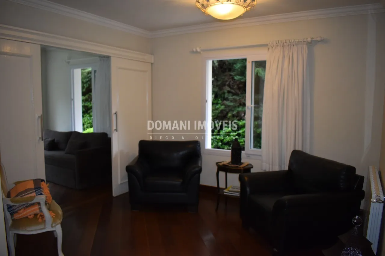Casa à venda de 1.200 m² em Campos do Jordão, SP, Brasil