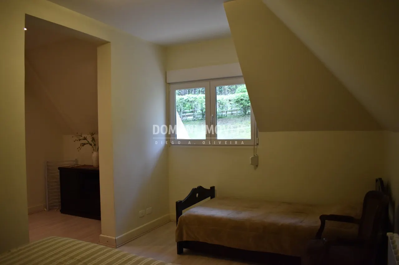 Casa à venda de 1.200 m² em Campos do Jordão, SP, Brasil