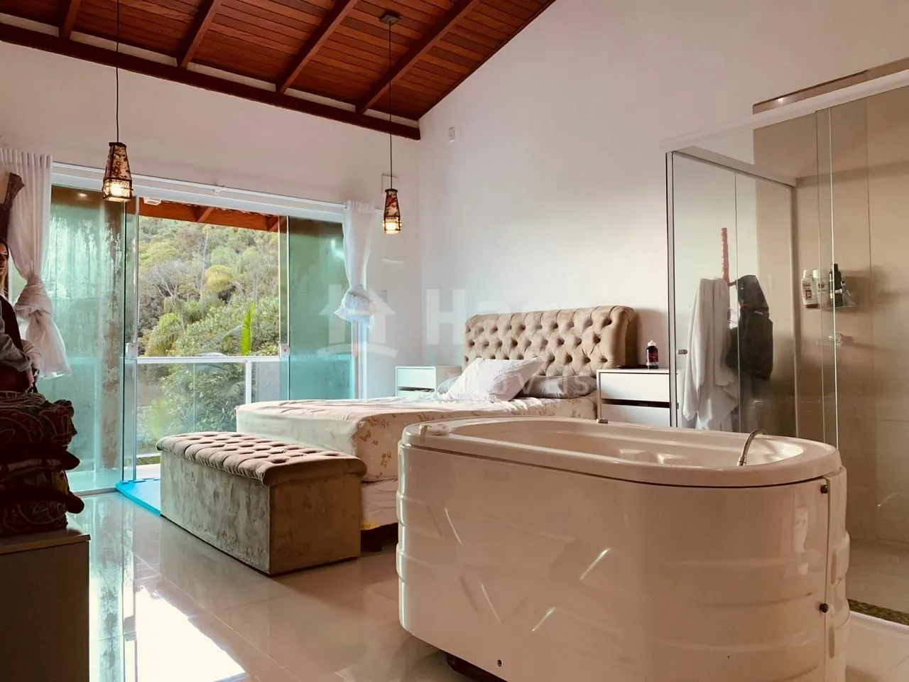 Chácara à venda de 5.980 m² em Camboriú, SC, Brasil