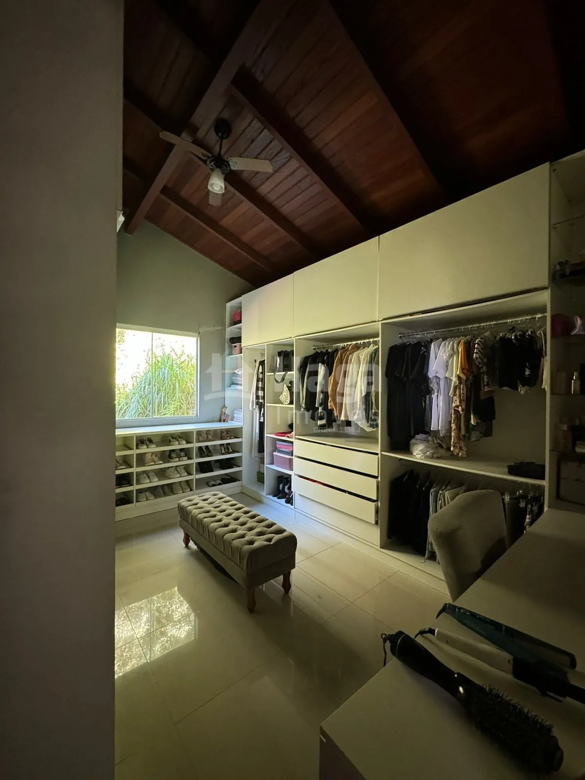 Chácara à venda de 5.980 m² em Camboriú, SC, Brasil