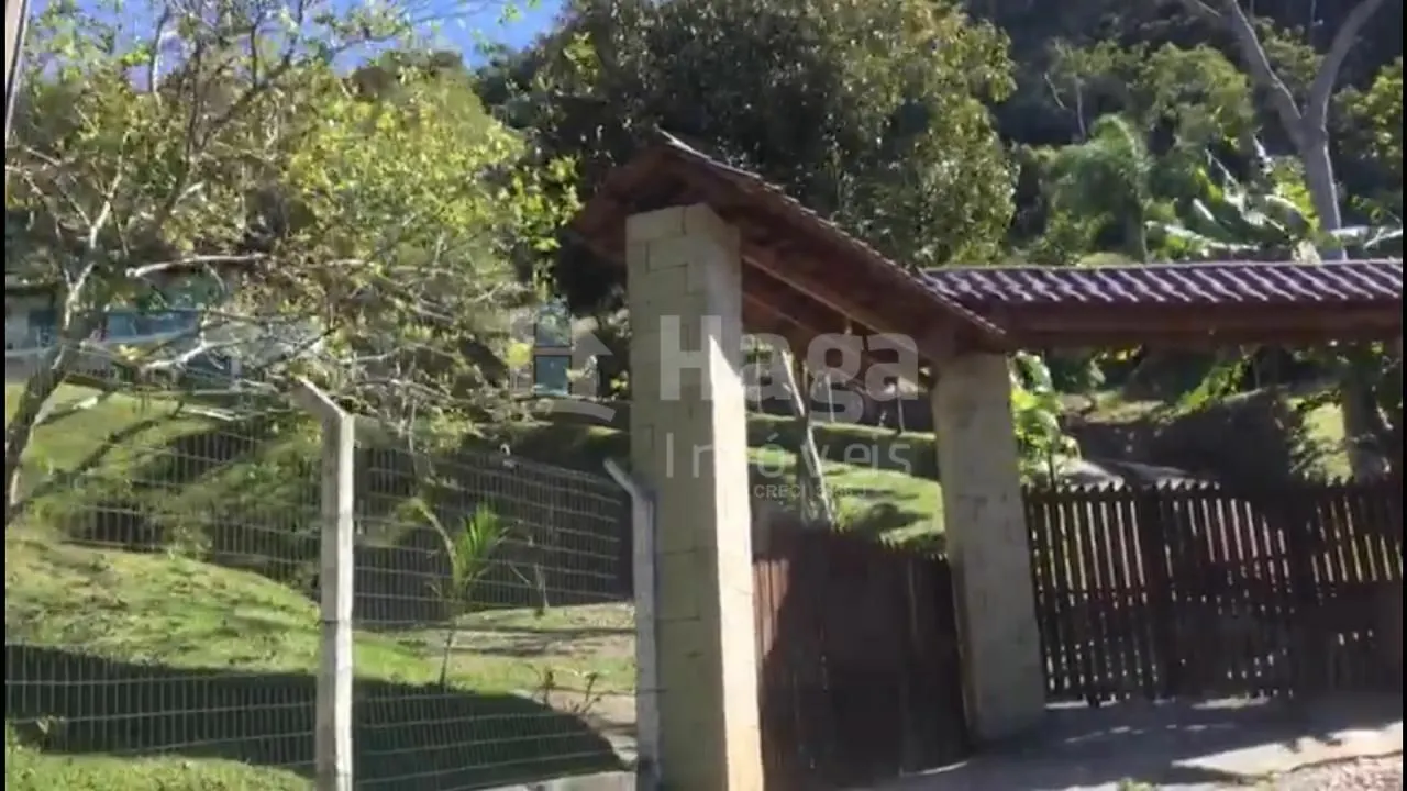 Chácara à venda de 5.980 m² em Camboriú, SC, Brasil