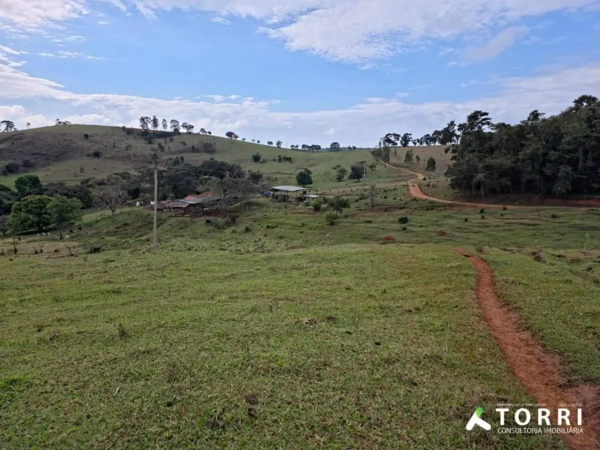 Fazenda à venda de 87 ha em Botucatu, SP, Brasil
