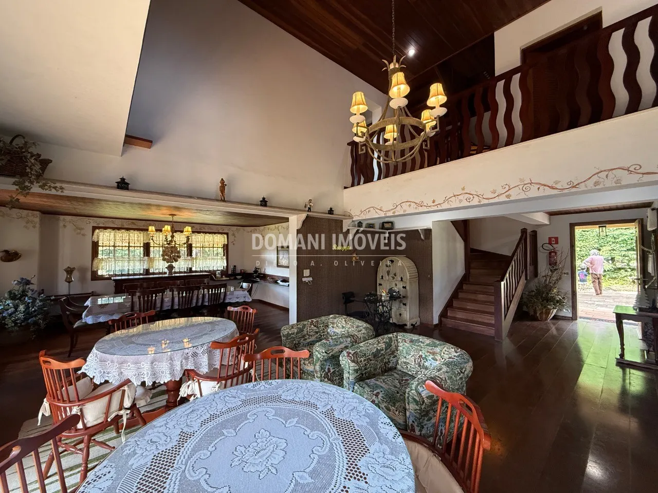Casa à venda de 1.580 m² em Campos do Jordão, SP, Brasil