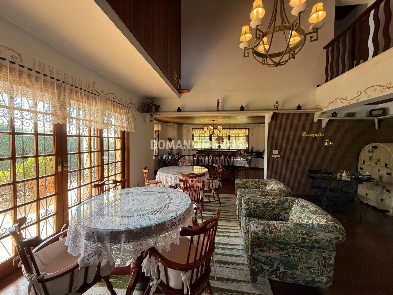 Casa à venda de 1.580 m² em Campos do Jordão, SP, Brasil
