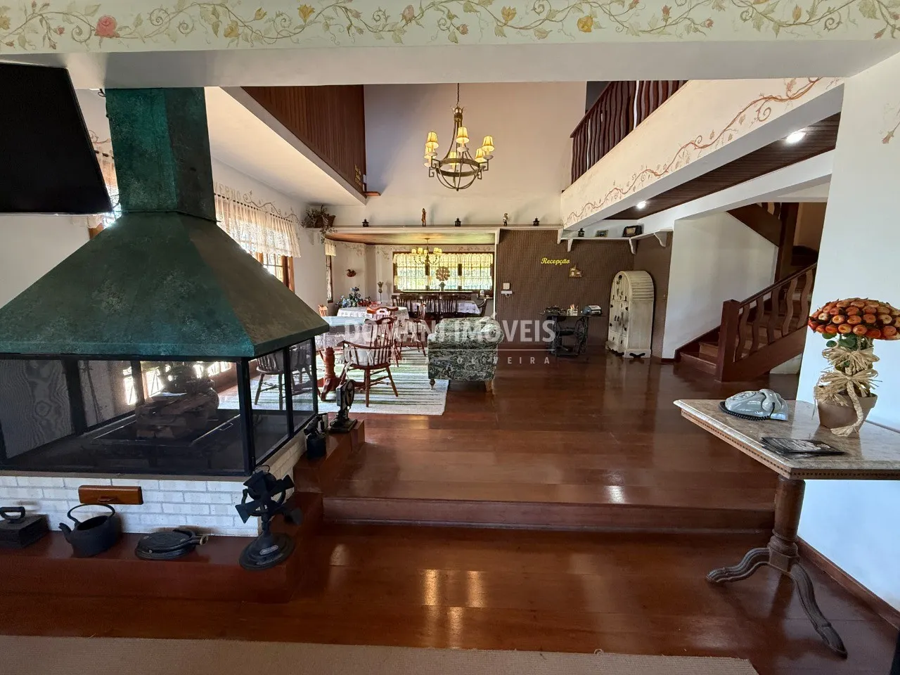 Casa à venda de 1.580 m² em Campos do Jordão, SP, Brasil