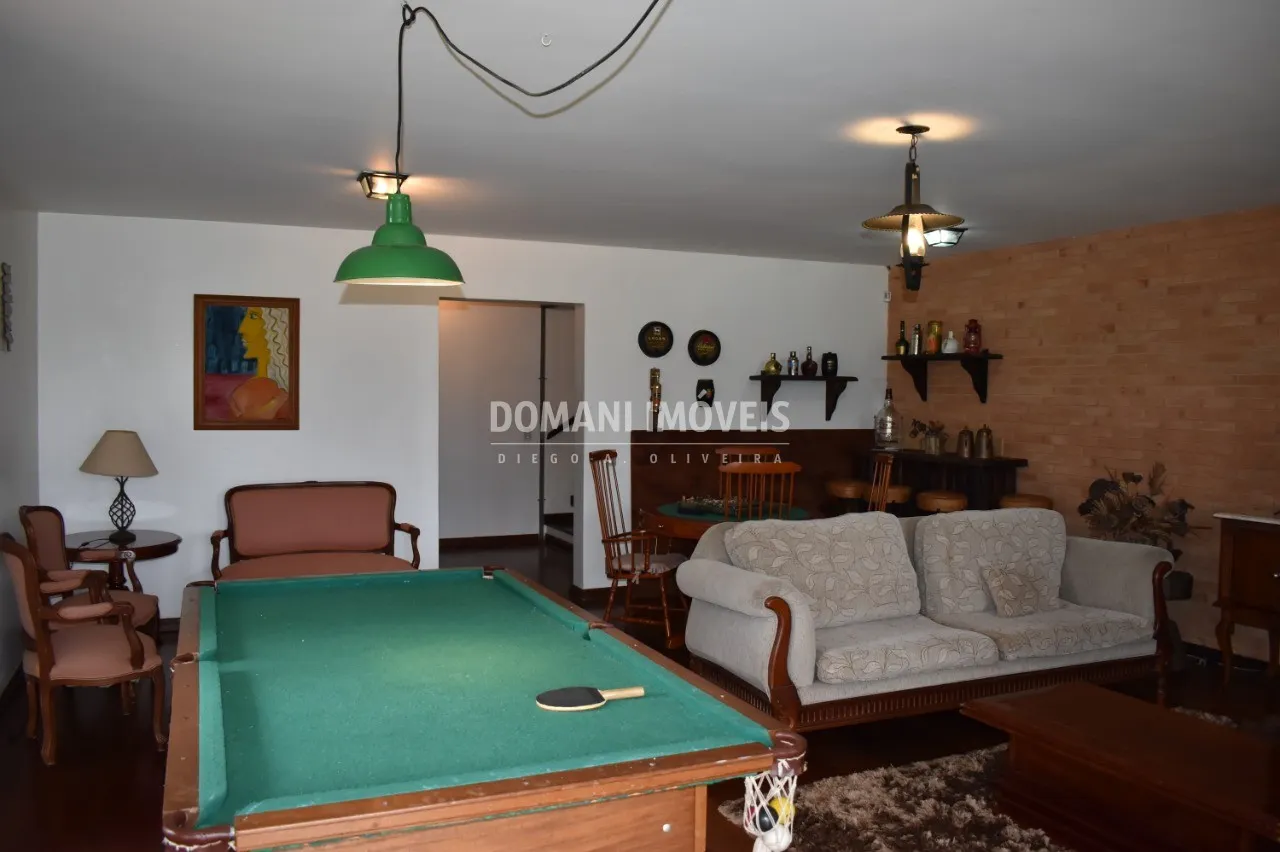 Casa à venda de 5.445 m² em Campos do Jordão, SP, Brasil