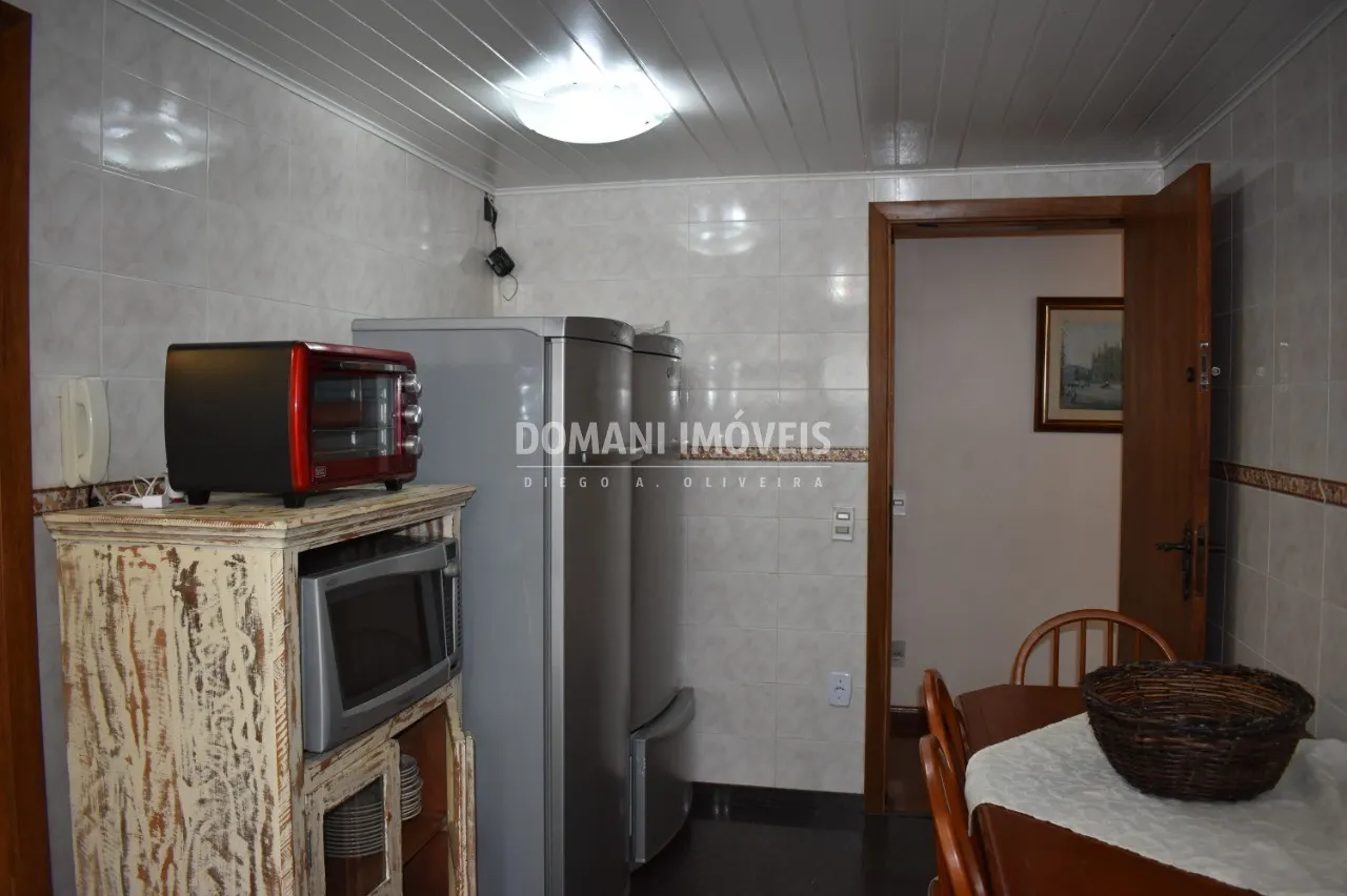 Casa à venda de 5.445 m² em Campos do Jordão, SP, Brasil