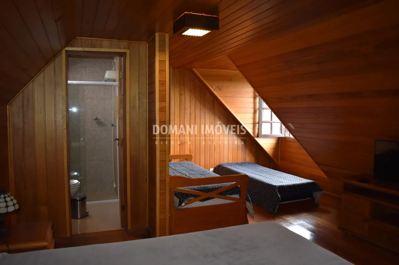 Casa à venda de 5.445 m² em Campos do Jordão, SP, Brasil