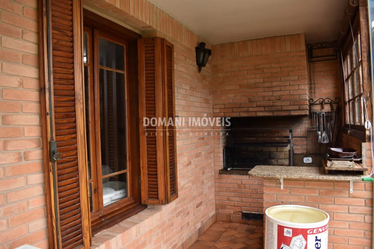 Casa à venda de 5.445 m² em Campos do Jordão, SP, Brasil