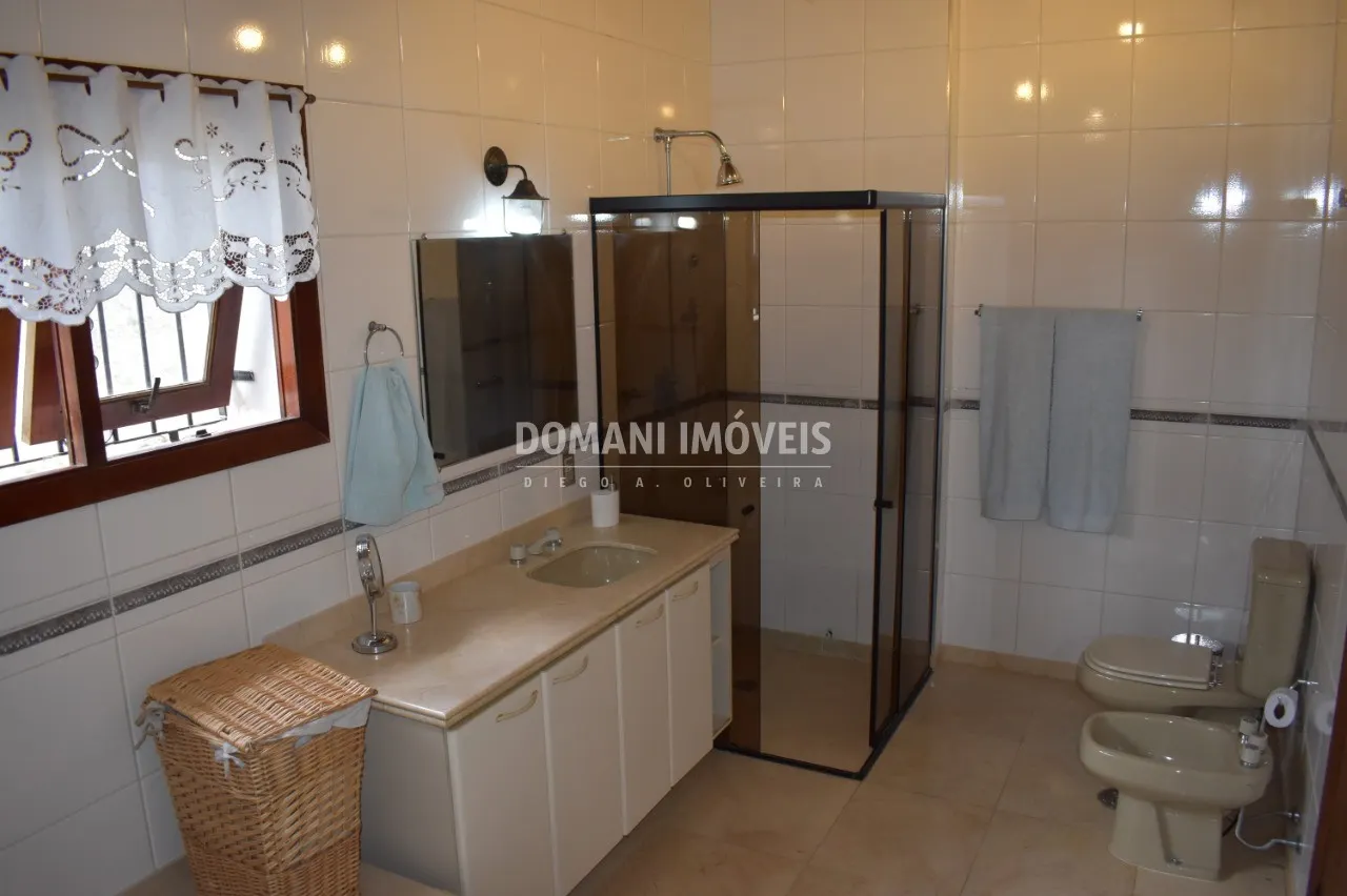 Casa à venda de 5.445 m² em Campos do Jordão, SP, Brasil