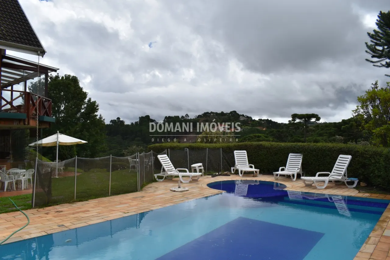 Casa à venda de 5.445 m² em Campos do Jordão, SP, Brasil