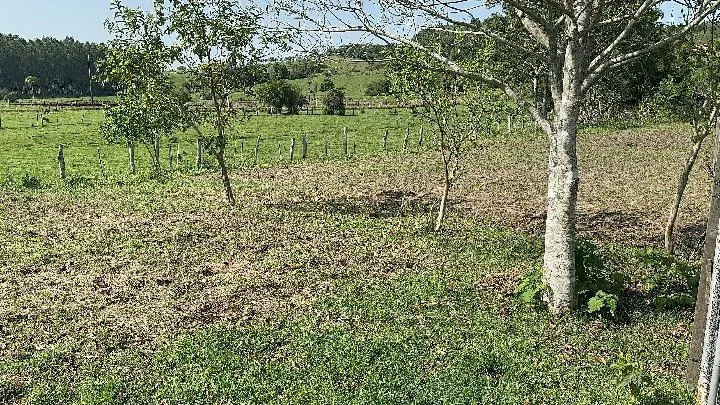 Chácara à venda de 4.400 m² em Rolante, RS, Brasil