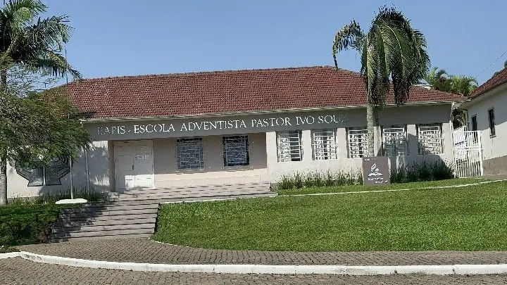 Chácara à venda de 4.400 m² em Rolante, RS, Brasil